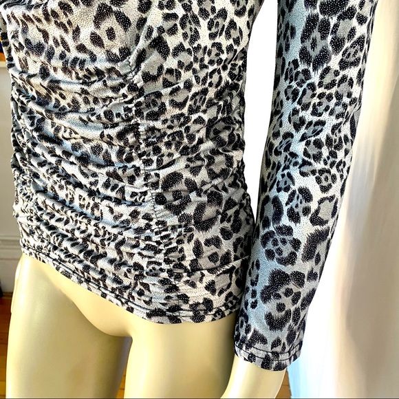 SUS D’ORANGE PARIS Leopard Print Top - Picture 8 of 13